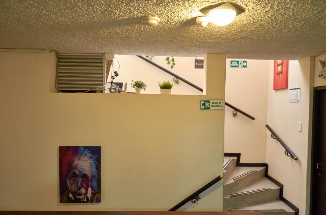 Hotel Alojate In Bogota Exterior photo